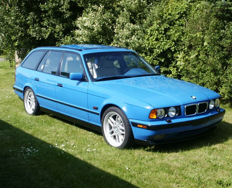 Изображение M5 Touring (E34)